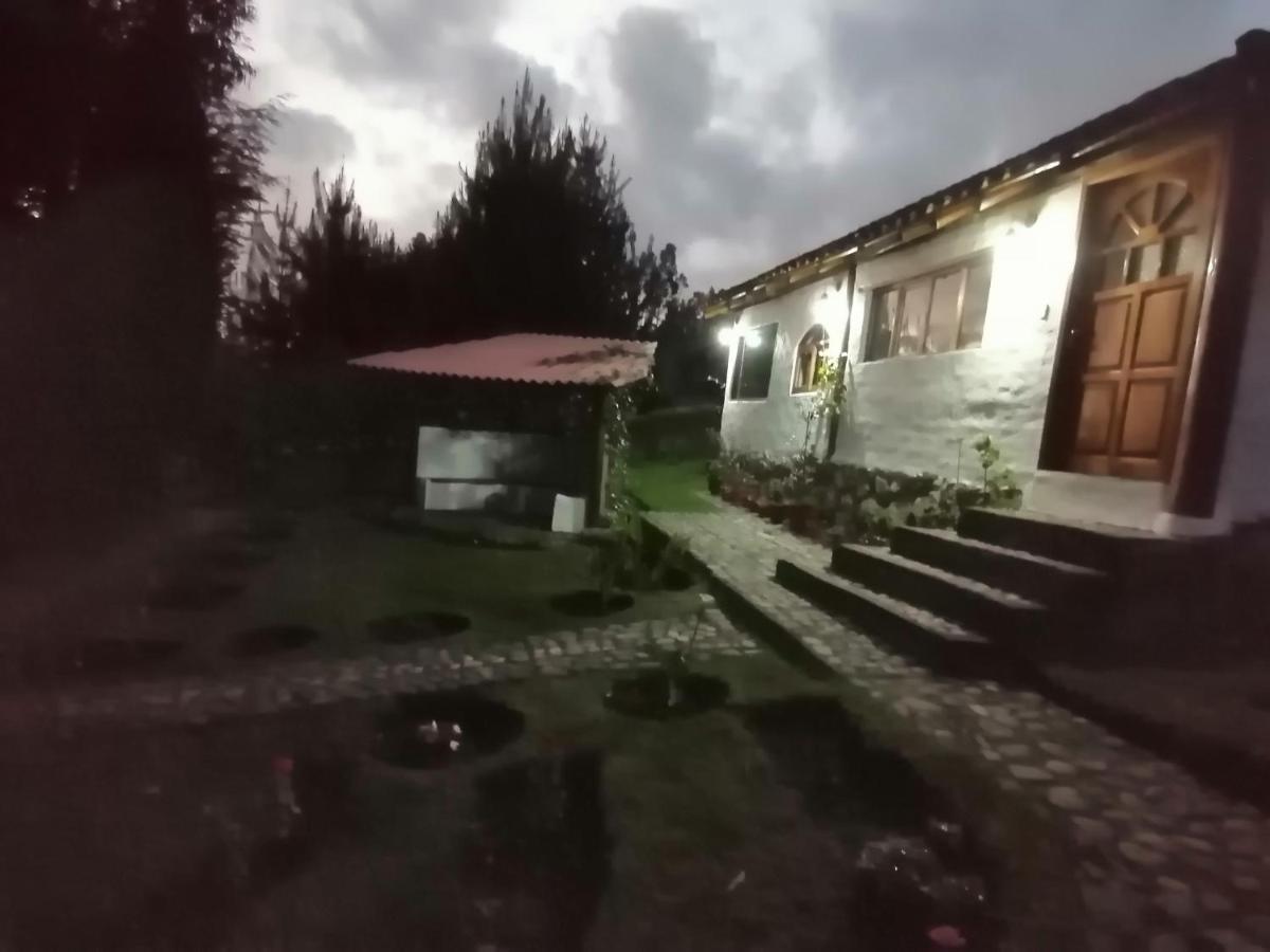 Samay Toa Hotel Otavalo Esterno foto
